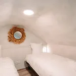 Vila Nest