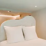 Nest *