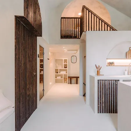 Nest Vila *